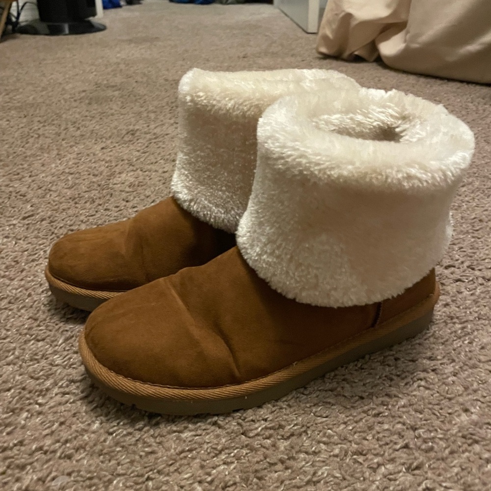 Lookalike Uggs mini boots, like new size 6/7 women’s